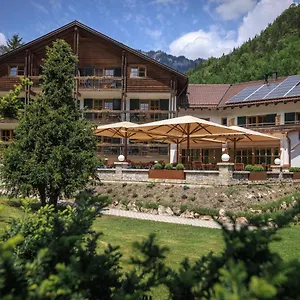 3* Отель Alphotel